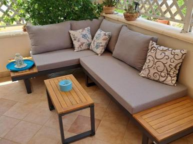  Für 5 Personen: Hübsches Apartment / Ferienwohnung in der Region Šibenik-Knin