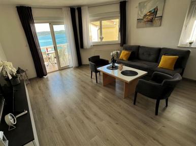  Für 4 Personen: Hübsches Apartment / Ferienwohnung in der Region Trogir