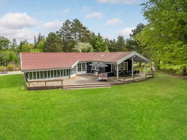 Gemütliches Ferienhaus : Region Seeland für 12 Personen