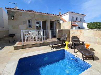 Gemütliches Ferienhaus : Region Empuriabrava für 4 Personen