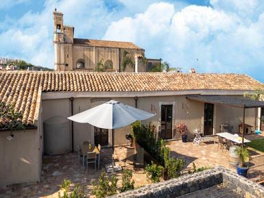 Gemütliches Ferienhaus : Region Acireale für 4 Personen