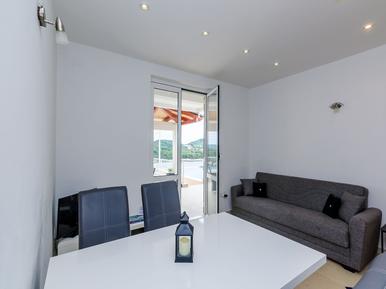  Für 5 Personen: Hübsches Apartment / Ferienwohnung in der Region Stikovica