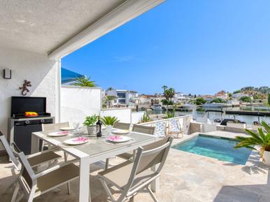 Gemütliches Ferienhaus : Region Empuriabrava für 8 Personen