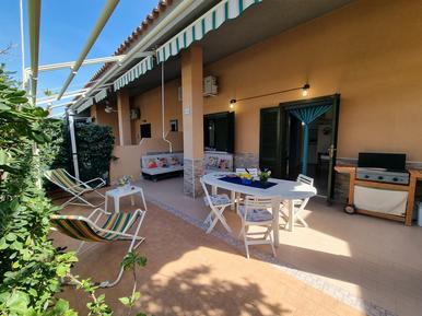  Für 5 Personen: Hübsches Apartment / Ferienwohnung in der Region Campofelice di Roccella