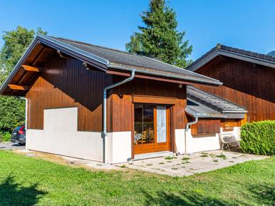 Gemütliches Ferienhaus : Region Morillon für 6 Personen