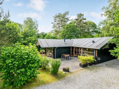 Gemütliches Ferienhaus : Region Grena Strand für 8 Personen