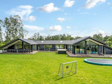 Gemütliches Ferienhaus : Region Marielyst für 22 Personen