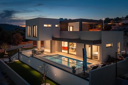 Gemütliches Ferienhaus : Region Marina für 8 Personen
