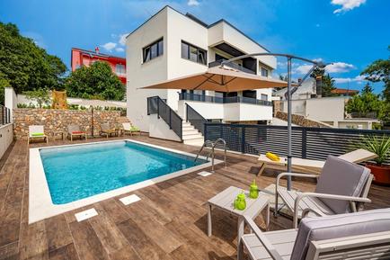  Für 8 Personen: Hübsches Apartment / Ferienwohnung in der Region Novi Vinodolski