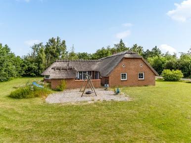 Gemütliches Ferienhaus : Region Marielyst für 12 Personen