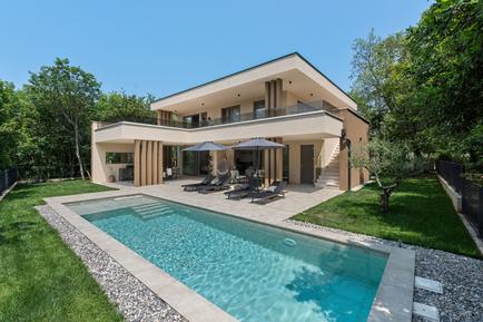 Gemütliches Ferienhaus : Region Juricani für 8 Personen