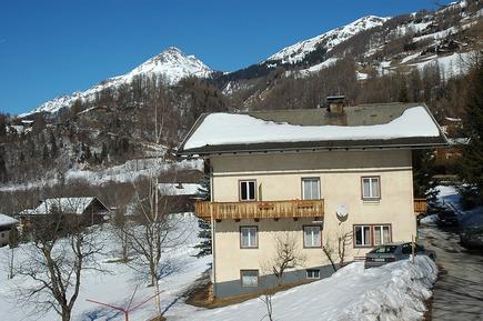 Gemütliches Ferienhaus : Region Heiligenblut für 12 Personen