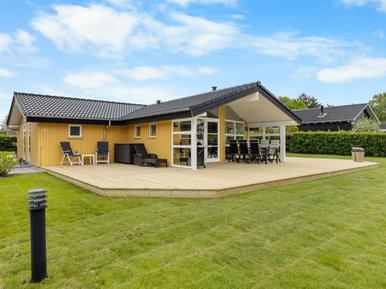 Gemütliches Ferienhaus : Region Ristinge für 10 Personen