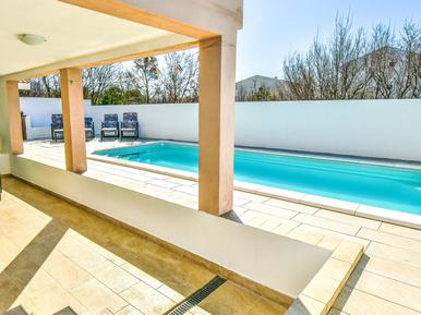  Für 4 Personen: Hübsches Apartment / Ferienwohnung in der Region Maslenica