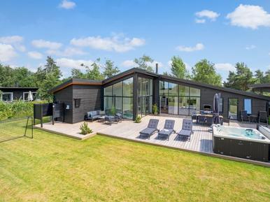 Gemütliches Ferienhaus : Region Falster für 8 Personen