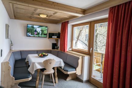  Für 4 Personen: Hübsches Apartment / Ferienwohnung in der Region Bichlbach