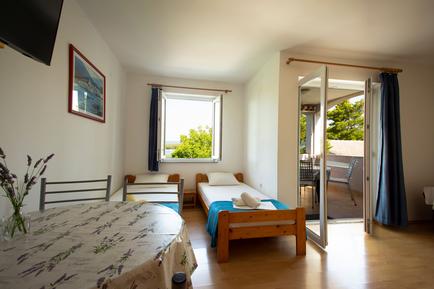  Für 4 Personen: Hübsches Apartment / Ferienwohnung in der Region Punat