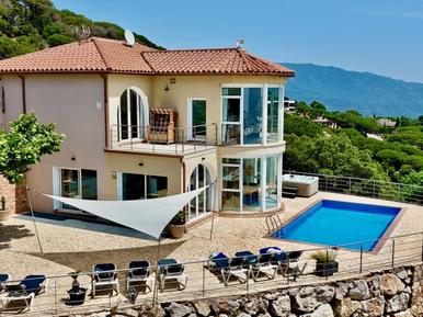 Gemütliches Ferienhaus : Region Playa de Canyelles für 16 Personen