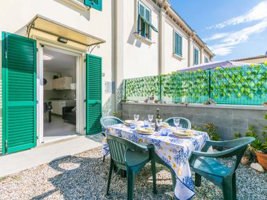  Für 4 Personen: Hübsches Apartment / Ferienwohnung in der Region Marina di Cecina