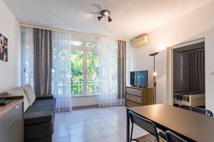  Für 3 Personen: Hübsches Apartment / Ferienwohnung in der Region Biograd
