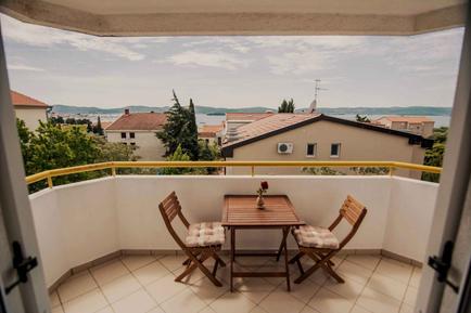  Für 4 Personen: Hübsches Apartment / Ferienwohnung in der Region Biograd