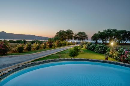 Gemütliches Ferienhaus : Region Tavronitis für 6 Personen