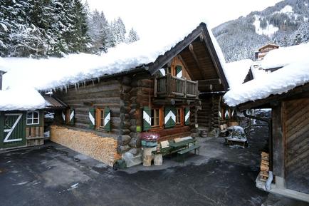 Gemütliches Ferienhaus : Region Mayrhofen für 7 Personen