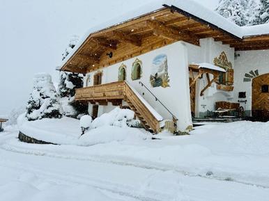 Gemütliches Ferienhaus : Region Zillertal für 8 Personen
