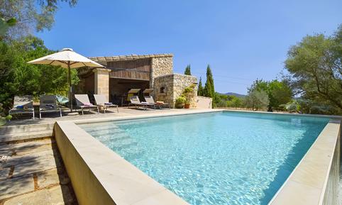 Gemütliches Ferienhaus : Region San Lorenzo de Cardessar für 6 Personen