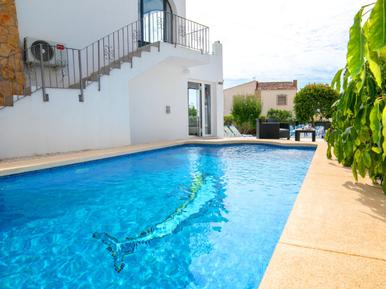 Gemütliches Ferienhaus : Region Calpe für 8 Personen