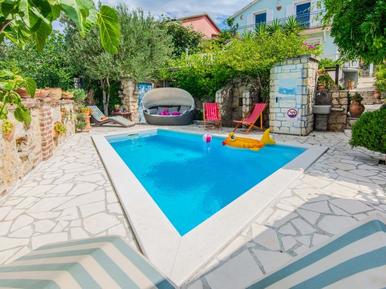 Gemütliches Ferienhaus : Region Maslenica für 8 Personen