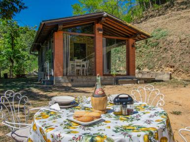 Gemütliches Ferienhaus : Region Massa e Cozzile für 2 Personen