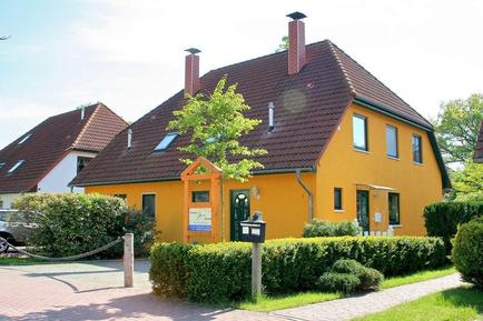 Gemütliches Ferienhaus : Region Ostseebad Prerow für 6 Personen