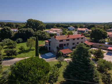 Gemütliches Ferienhaus : Region Sišan für 10 Personen