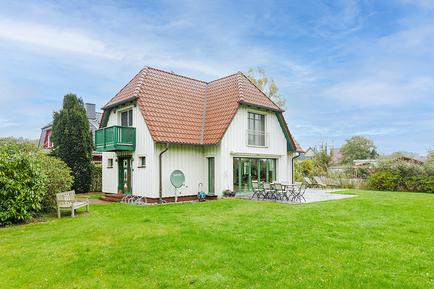 Gemütliches Ferienhaus : Region Zingst für 8 Personen