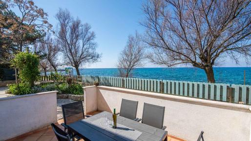 Gemütliches Ferienhaus : Region Porec für 8 Personen