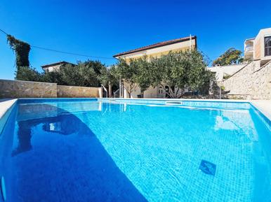 Gemütliches Ferienhaus : Region Marina für 6 Personen