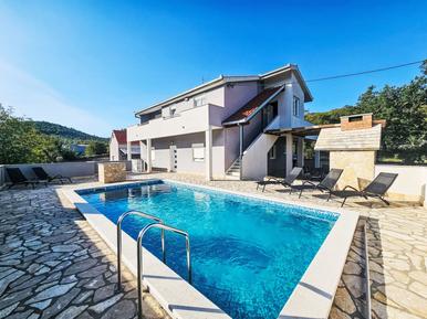 Gemütliches Ferienhaus : Region Split-Dalmatien für 6 Personen