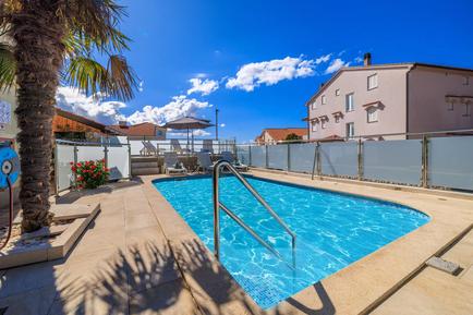  Für 4 Personen: Hübsches Apartment / Ferienwohnung in der Region Crikvenica