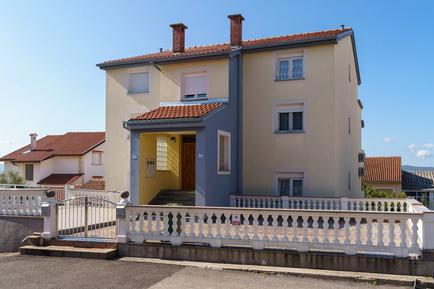  Für 4 Personen: Hübsches Apartment / Ferienwohnung in der Region Crikvenica