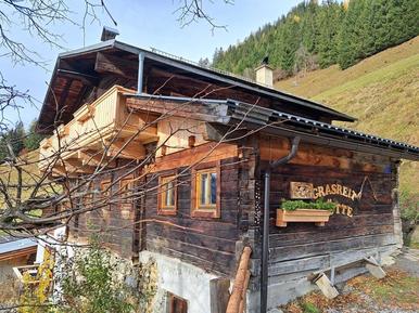 Gemütliches Ferienhaus : Region Skigebiet Salzburger Sportwelt für 13 Personen
