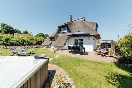 Gemütliches Ferienhaus : Region Zinnowitz für 7 Personen