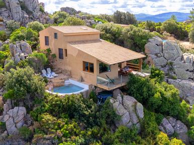 Gemütliches Ferienhaus : Region Costa Paradiso für 6 Personen