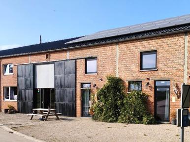 Gemütliches Ferienhaus : Region Heers für 8 Personen