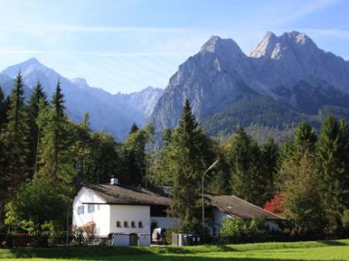 Gemütliches Ferienhaus : Region Grainau für 8 Personen