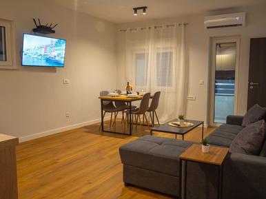  Für 4 Personen: Hübsches Apartment / Ferienwohnung in der Region Okrug Gornji