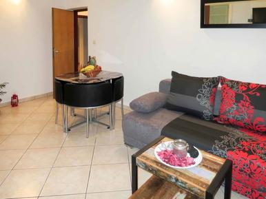  Für 4 Personen: Hübsches Apartment / Ferienwohnung in der Region Arbanija