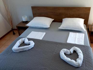  Für 2 Personen: Hübsches Apartment / Ferienwohnung in der Region Šibenik-Knin