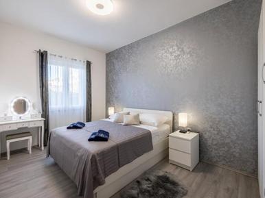  Für 2 Personen: Hübsches Apartment / Ferienwohnung in der Region Kastel Kambelovac