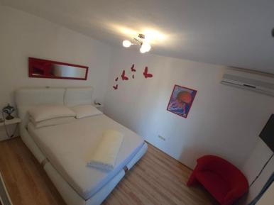  Für 3 Personen: Hübsches Apartment / Ferienwohnung in der Region Okrug Gornji